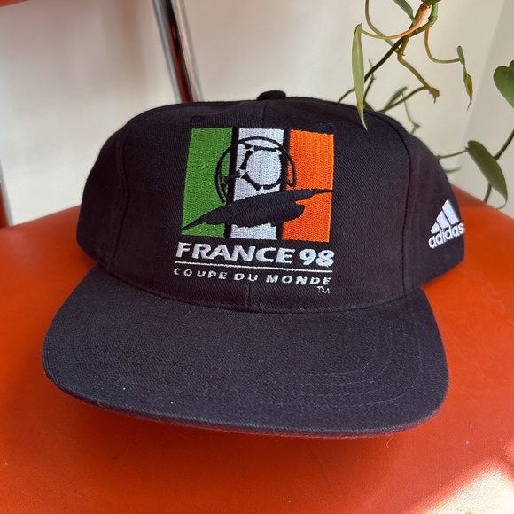 vintage 1998 France World Cup Coupe du Monde IRELAND SCRIPT Adidas hat NWT socce - Picture 1 of 11